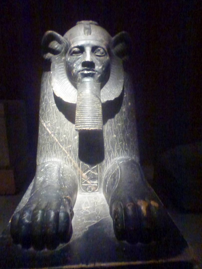 Luxor_West