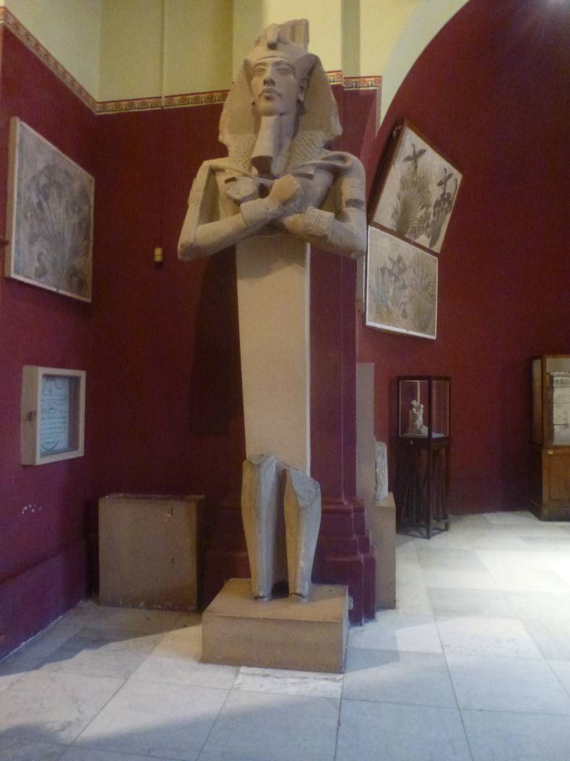Luxor_West