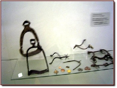 Steigbügel und Sporen
