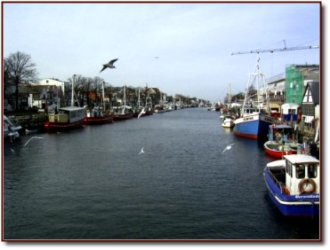 Warnemünde Fischkutterhafen