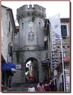 Herceg Novi Uhrturm