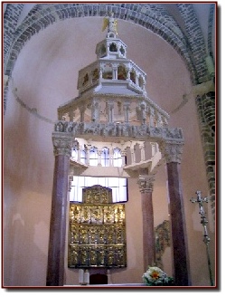 Kotor Sv Tripuna Ziborium