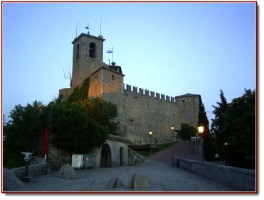 La Rocca o Guaita (1. Fortezza)